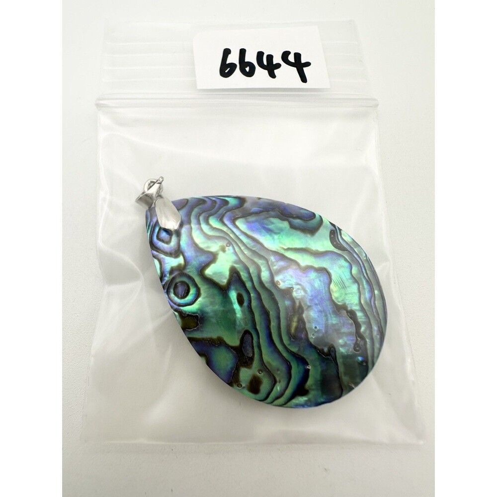 Natural Abalone Shell Pendant - Picture 5 of 5